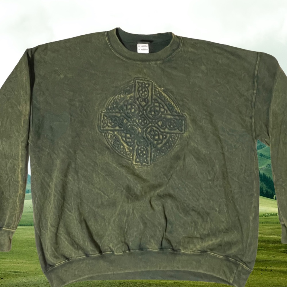 Vintage Celtic Fashion Size XL Celtic cross sweatshirt